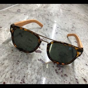 Women’s sunglasses